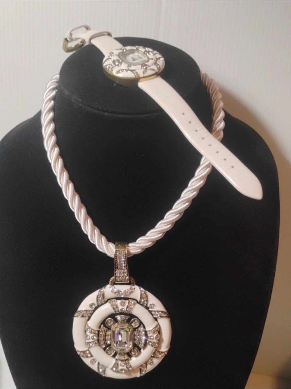 Heidi Daus RARE Newport Chic Grande White Enamel Necklace Earrings Watch Set Lot - Picture 8 of 10
